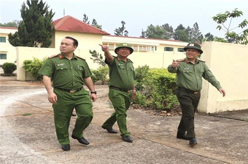 Lãnh đạo Công an tỉnh Đắk Nông kiểm tra công tác tạm giữ, tạm giam