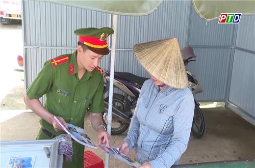 Hiệu quả từ công tác tuyên truyền vận động thu hồi vũ khí, vật liệu nổ, công cụ hỗ trợ ở Đắk Nông