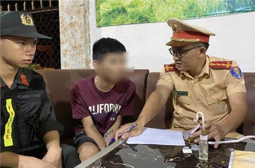 CSGT tỉnh Đắk Nông phát hiện một tài xế xe tải dương tính với ma túy