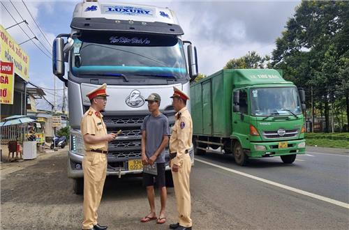 Đắk Nông - Tăng cường xử lý các hành vi vi phạm là nguyên nhân chính dẫn đến tai nạn giao thông