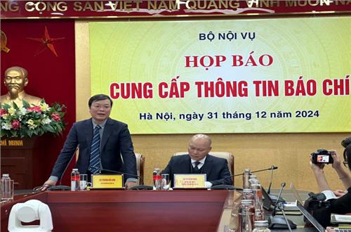 Ban hành nghị định về chế độ, chính sách đối với cán bộ, công chức, viên chức trong sắp xếp bộ máy