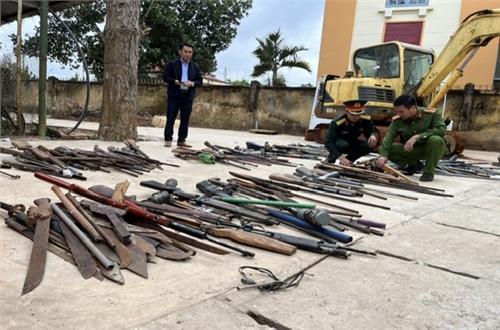 Huyện Đắk Song tổ chức tiêu huỷ vũ khí, vật liệu nổ, công cụ hỗ trợ thu gom năm 2023