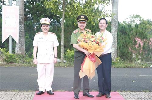 Bộ trưởng Bộ Công an biểu dương những kết quả nổi bật của Công an Đắk Nông trong 9 tháng đầu năm 2022