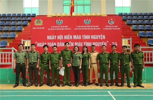 Cán bộ, chiến sĩ Công an tỉnh Đắk Nông tích cực tham gia  hiến máu tình nguyện