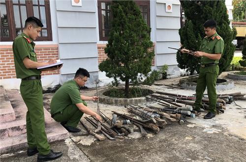 Đắk Nông: Hiệu quả từ công tác tuyên truyền, vận động thu hồi vũ khí, vật liệu nổ, công cụ hỗ trợ ở huyện Đắk Glong