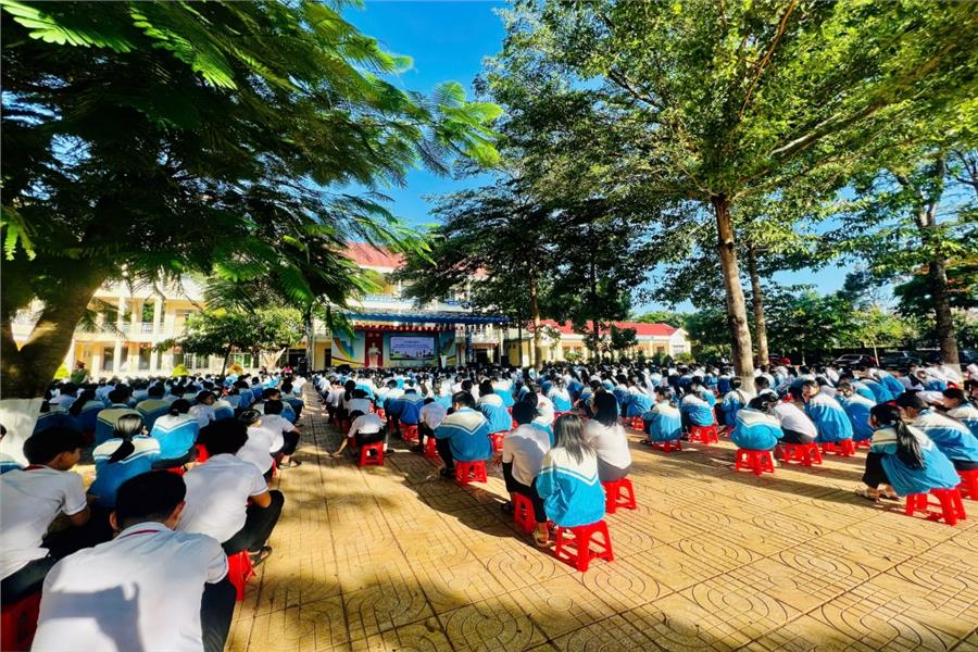 Công an phường Nghĩa Thành tổ chức tuyên truyền, phổ biến kiến thức về phòng, chống đuối nước  và trật tự an toàn giao thông trên địa bàn 