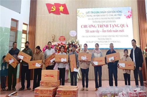 Phòng An ninh kinh tế, Công an tỉnh Đắk Nông tổ chức Chương trình “Tết sum vầy - Ấm tình xuân mới”