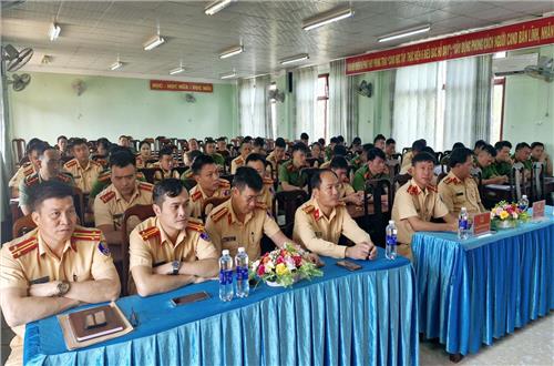 Đắk Nông - Tập huấn nghiệp vụ công tác đăng ký xe và các thông tư quy định về đăng ký xe cho cán bộ chiến sĩ 