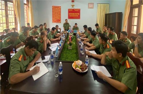 Phòng An ninh nội địa phát huy truyền thống anh hùng, thi đua lập thành tích kỷ niệm 77 năm Ngày truyền thống lực lượng An ninh nội địa (18/4/1946-18/4/2023)