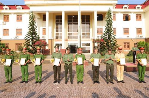 Bộ Công an khen thưởng nhiều đơn vị thuộc Công an Đắk Nông về thành tích xuất sắc trong đấu tranh, phòng, chống tội phạm
