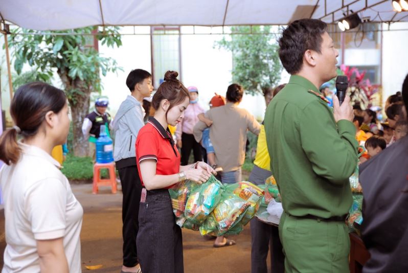 Công an xã Quảng Sơn, huyện Đắk Glong tổ chức  chương trình 